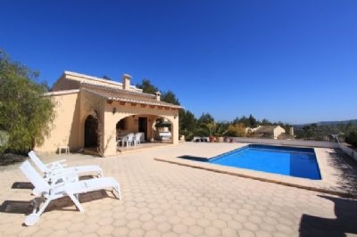 Villa to rent in town 95515