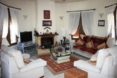 Villa&nbsp;with&nbsp;3&nbsp;bedroom&nbsp;in&nbsp;town&nbsp;95698