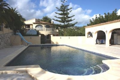 Villa for sale in town 95769