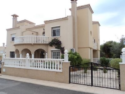 Villamartin property: Townhome for sale in Villamartin 96127