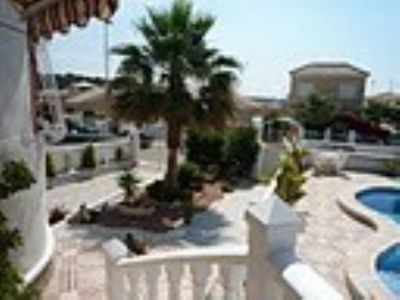 Pinar De Campoverde property: Villa for sale in Pinar De Campoverde, Spain 96230