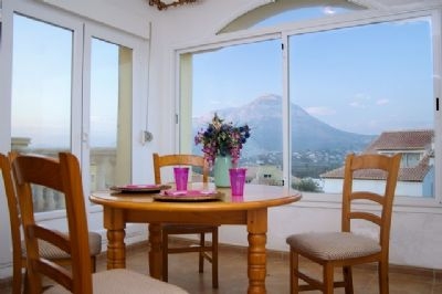 Villa with 3 bedroom in town 96740