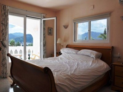Jalon property: Villa with bedroom in Jalon 96922