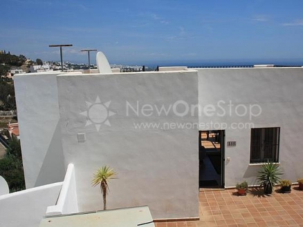 Apartment for sale in town, Almeria 98035