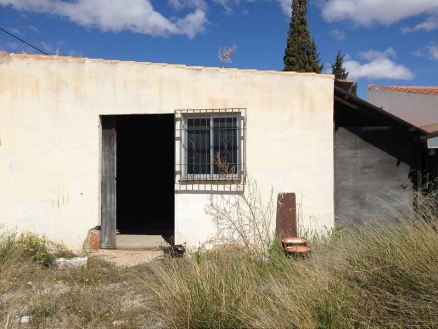 Salinas property: Commercial for sale in Salinas, Spain 98993