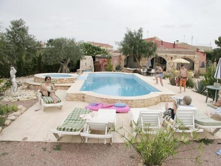 Pinoso property: House for sale in Pinoso 99255