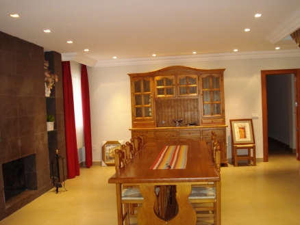 Yecla property: Villa with 5 bedroom in Yecla, Spain 99352