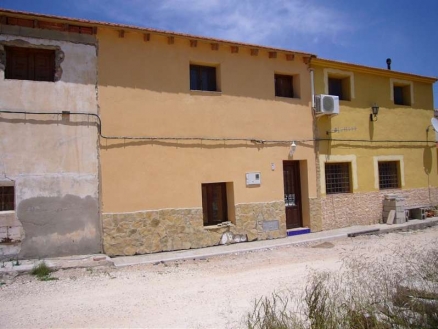 Pinoso property: House for sale in Pinoso 99479