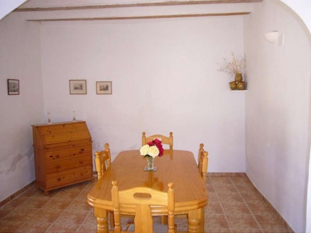 Pinoso property: House with 3 bedroom in Pinoso, Spain 99479