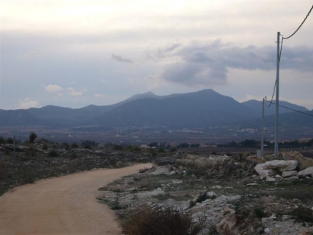 Pinoso property: Land with bedroom in Pinoso, Spain 99635