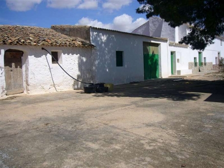 Yecla property: House with 7 bedroom in Yecla 99708