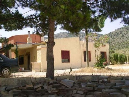 Monovar property: House with 3 bedroom in Monovar 99786