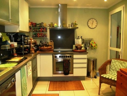 Townhome&nbsp;with&nbsp;3&nbsp;bedroom&nbsp;in&nbsp;town&nbsp;117547