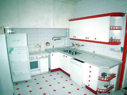 Villa with 3 bedroom in town 117854