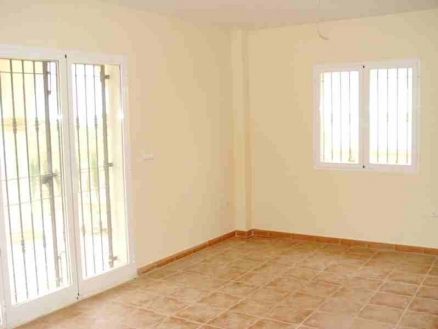 Villa for sale in town, Spain 117876