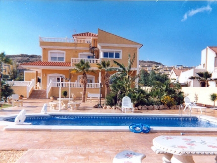 Villa for sale in town 117882
