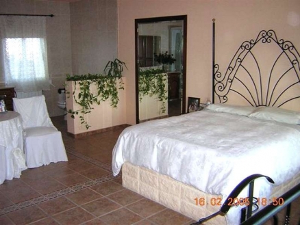 Castalla property: Villa with 5 bedroom in Castalla 117895