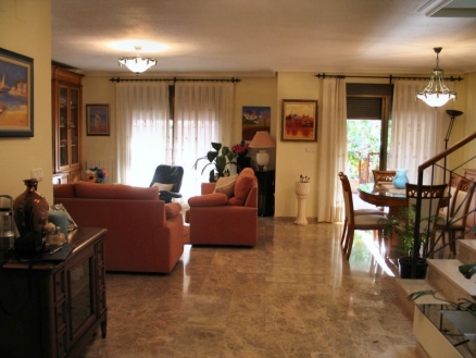 Townhome&nbsp;for&nbsp;sale&nbsp;in&nbsp;town,&nbsp;Spain&nbsp;117968