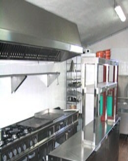 Commercial&nbsp;with&nbsp;bedroom&nbsp;in&nbsp;town&nbsp;118081