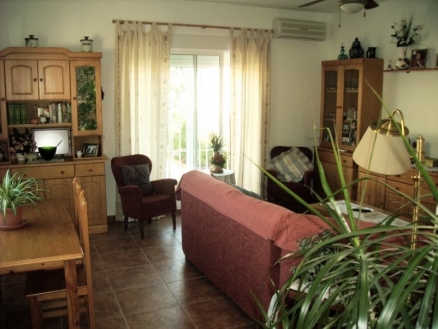 Villa&nbsp;with&nbsp;4&nbsp;bedroom&nbsp;in&nbsp;town&nbsp;118250