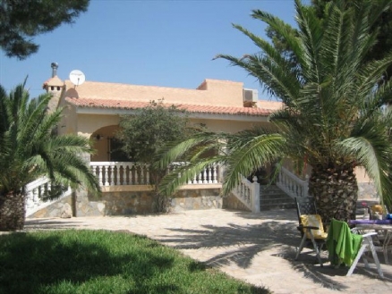 Villa&nbsp;for&nbsp;sale&nbsp;in&nbsp;town&nbsp;118304