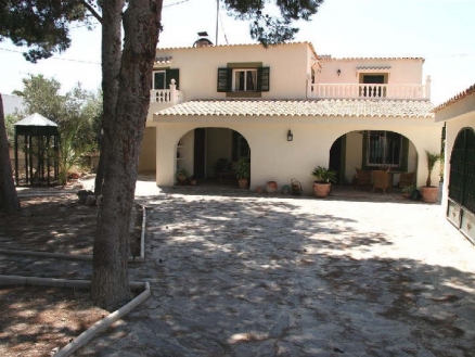 Villa&nbsp;for&nbsp;sale&nbsp;in&nbsp;town&nbsp;118436