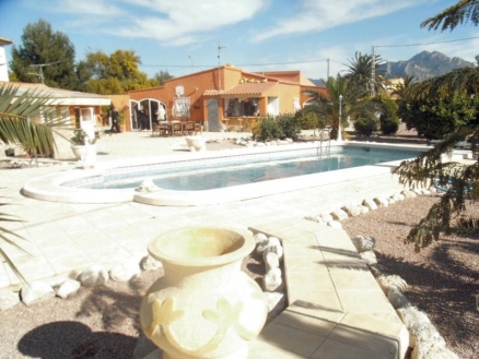 Busot&nbsp;property:&nbsp;Villa&nbsp;for&nbsp;sale&nbsp;in&nbsp;Busot&nbsp;118478