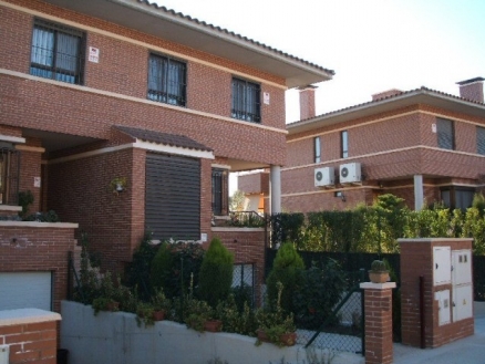 Townhome&nbsp;for&nbsp;sale&nbsp;in&nbsp;town,&nbsp;Spain&nbsp;118537