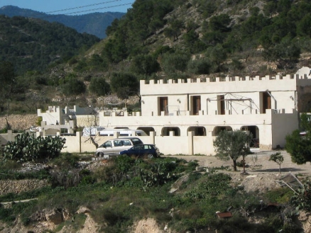 Villa&nbsp;with&nbsp;5&nbsp;bedroom&nbsp;in&nbsp;town,&nbsp;Spain&nbsp;118578