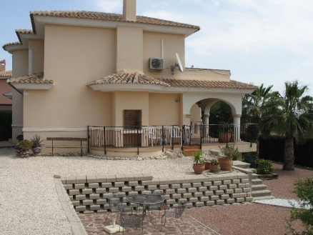 Villa&nbsp;for&nbsp;sale&nbsp;in&nbsp;town&nbsp;118611
