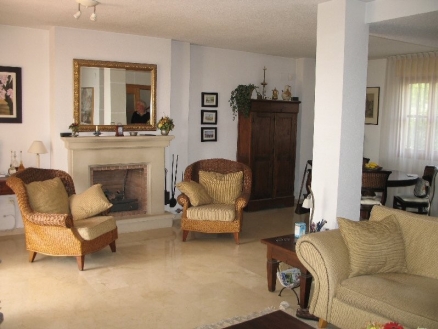 Villa&nbsp;with&nbsp;4&nbsp;bedroom&nbsp;in&nbsp;town,&nbsp;Spain&nbsp;118611