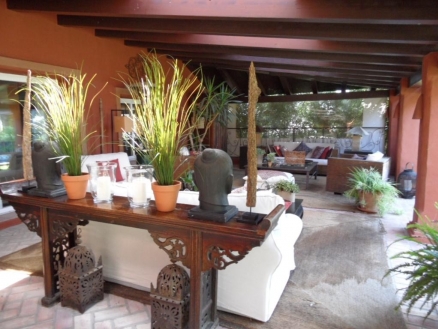 Istan&nbsp;property:&nbsp;Malaga&nbsp;Villa&nbsp;118763