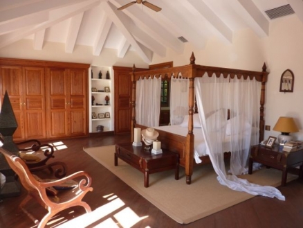 Villa for sale in town, Malaga 119868