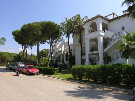 Estepona property: Apartment for sale in Estepona, Malaga 119904