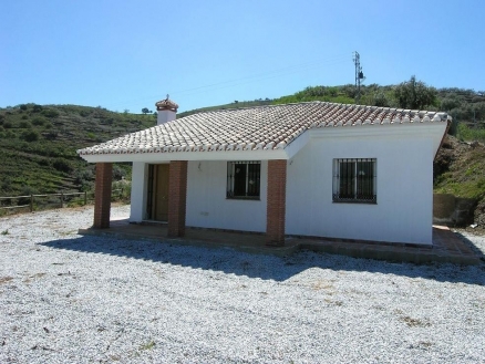 Villa&nbsp;for&nbsp;sale&nbsp;in&nbsp;town,&nbsp;Spain&nbsp;119940