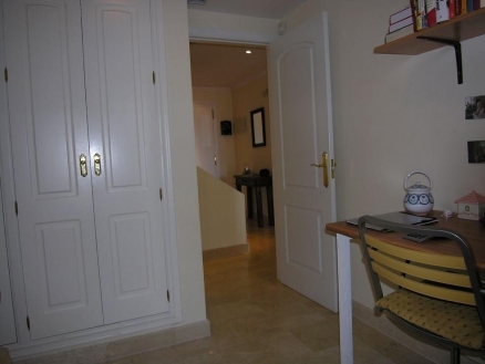 Elviria property: Apartment with 3 bedroom in Elviria 119989