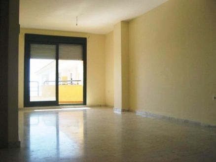 Apartment&nbsp;for&nbsp;sale&nbsp;in&nbsp;town,&nbsp;Spain&nbsp;120025