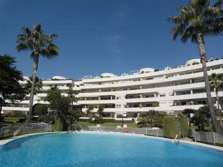 Estepona property: Apartment with 2 bedroom in Estepona, Spain 120180