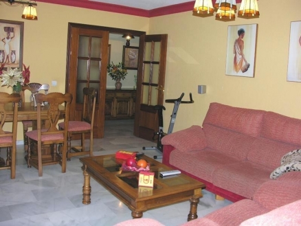 Estepona property: Apartment for sale in Estepona, Spain 120200