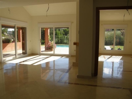 Sotogrande&nbsp;property:&nbsp;Villa&nbsp;with&nbsp;4&nbsp;bedroom&nbsp;in&nbsp;Sotogrande&nbsp;120203
