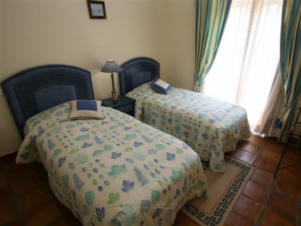 Miraflores property: Miraflores Villa 120412