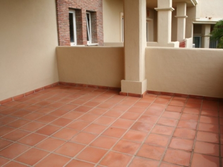 Estepona property: Apartment with 2 bedroom in Estepona 120541