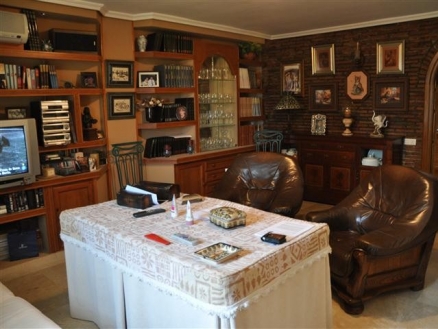 Estepona property: Apartment with 3 bedroom in Estepona 120577