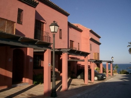 Estepona property: Townhome for sale in Estepona, Malaga 121331