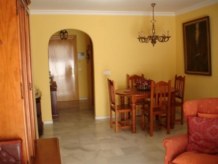 Estepona property: Apartment with 2 bedroom in Estepona 121348