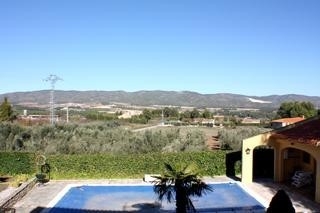 Villa&nbsp;for&nbsp;sale&nbsp;in&nbsp;town,&nbsp;Spain&nbsp;121441