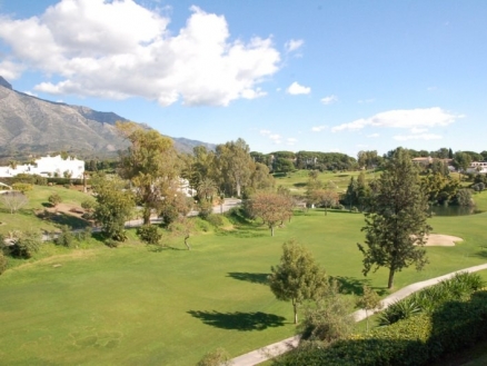 Aloha property: Apartment for sale in Aloha, Spain 121563