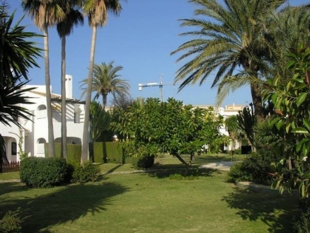 Estepona property: Townhome for sale in Estepona, Malaga 121604