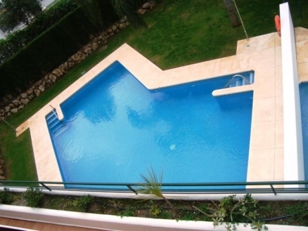 Estepona property: Apartment with 3 bedroom in Estepona 121714