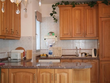 Miraflores property: Apartment with 2 bedroom in Miraflores, Spain 121750